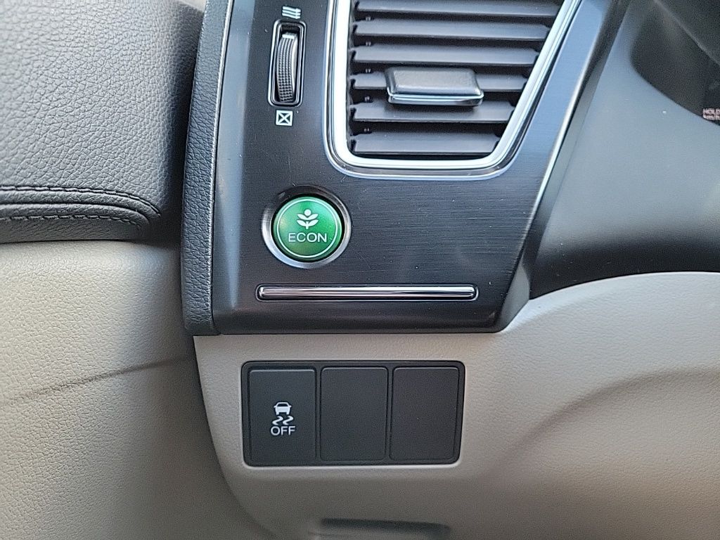 Thumbnail: 2015 Honda Civic - 25