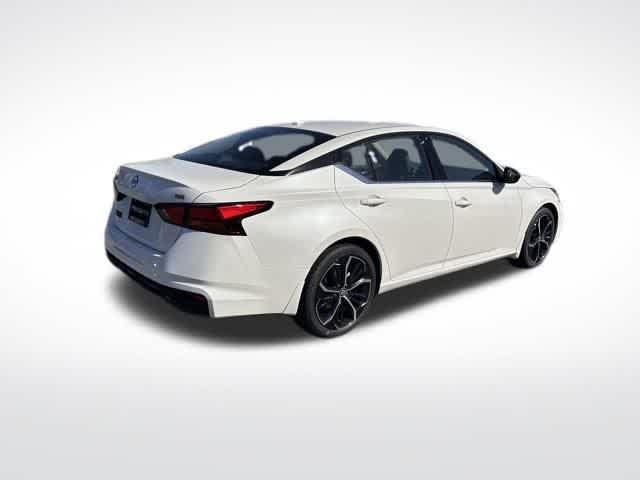 Thumbnail: 2025 Nissan Altima - 7