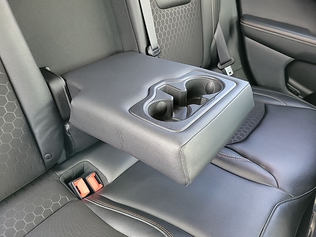 Thumbnail: 2018 Jeep Compass - 16