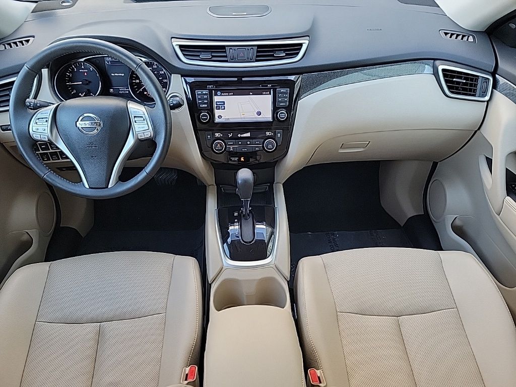 Thumbnail: 2016 Nissan Rogue - 17