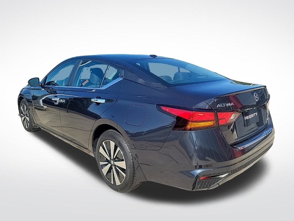 Certified 2022 Nissan Altima 2.5 SV Sedan