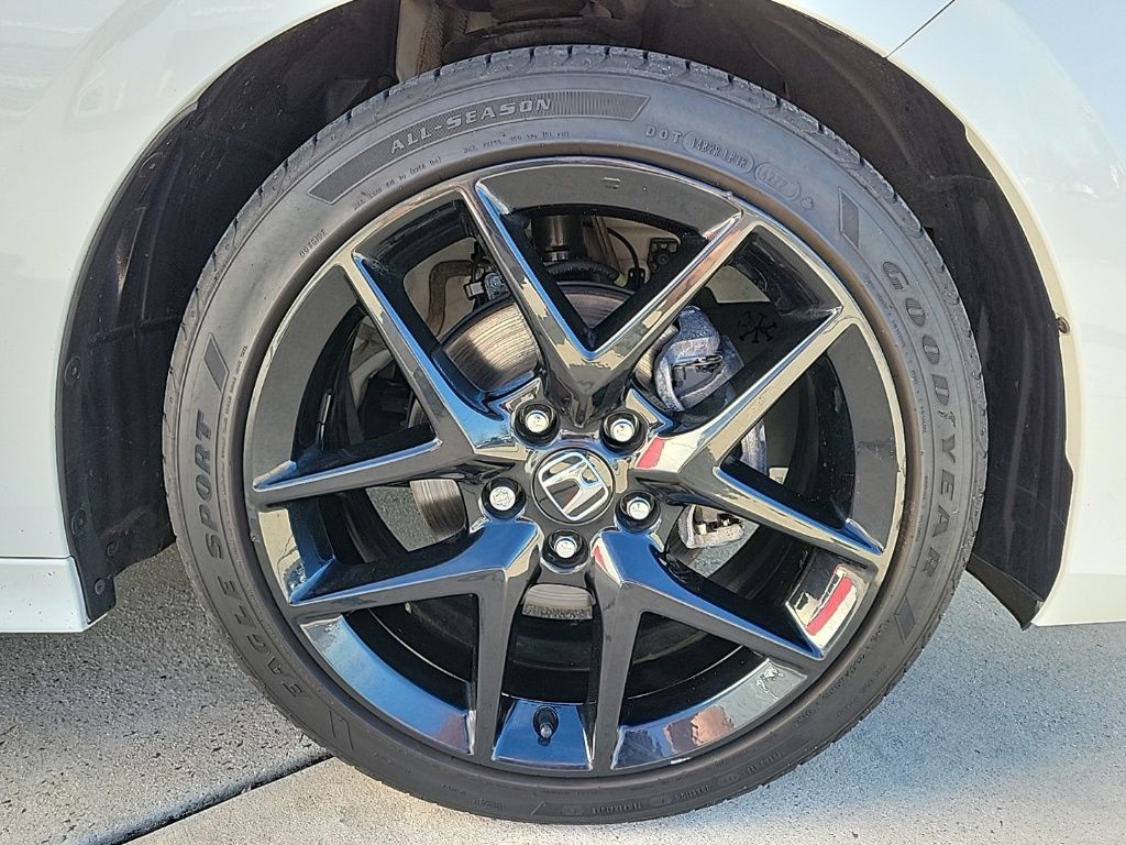 Thumbnail: 2023 Honda Civic - 9