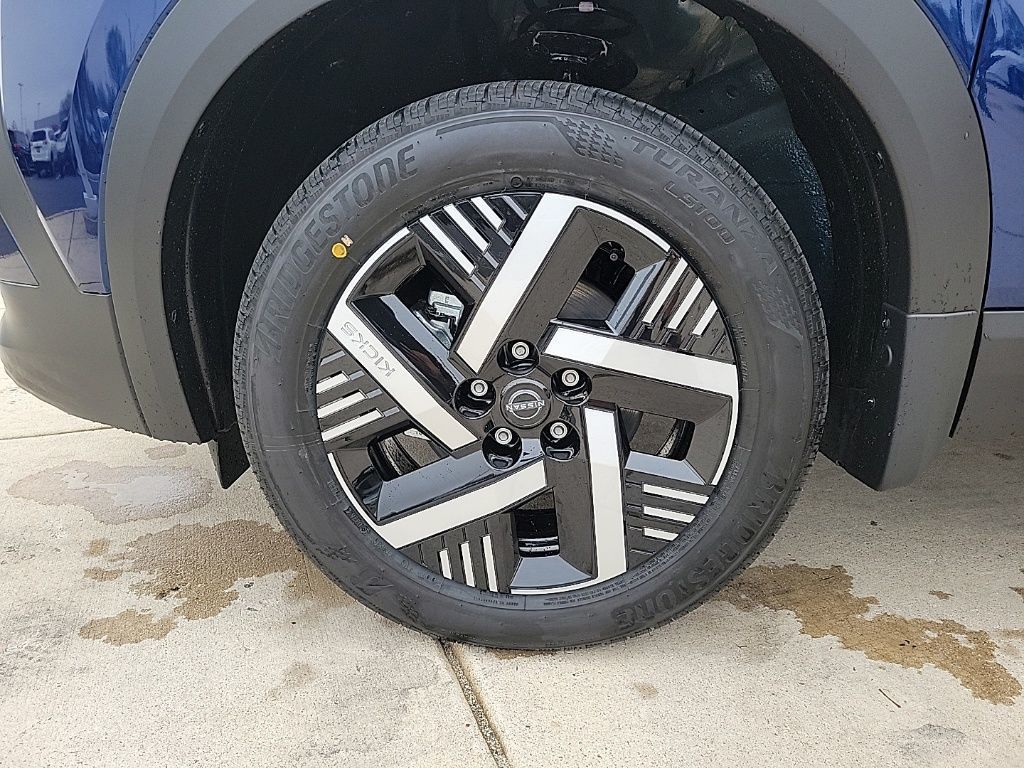 Thumbnail: 2026 Nissan Kicks - 8