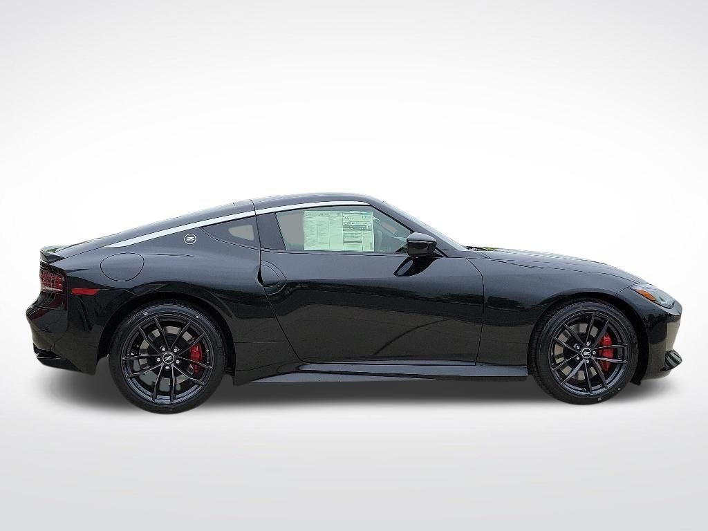 Thumbnail: 2026 Nissan Z - 5