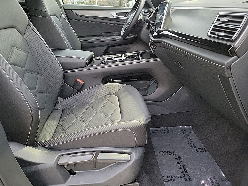 Thumbnail: 2024 Volkswagen Atlas - 15