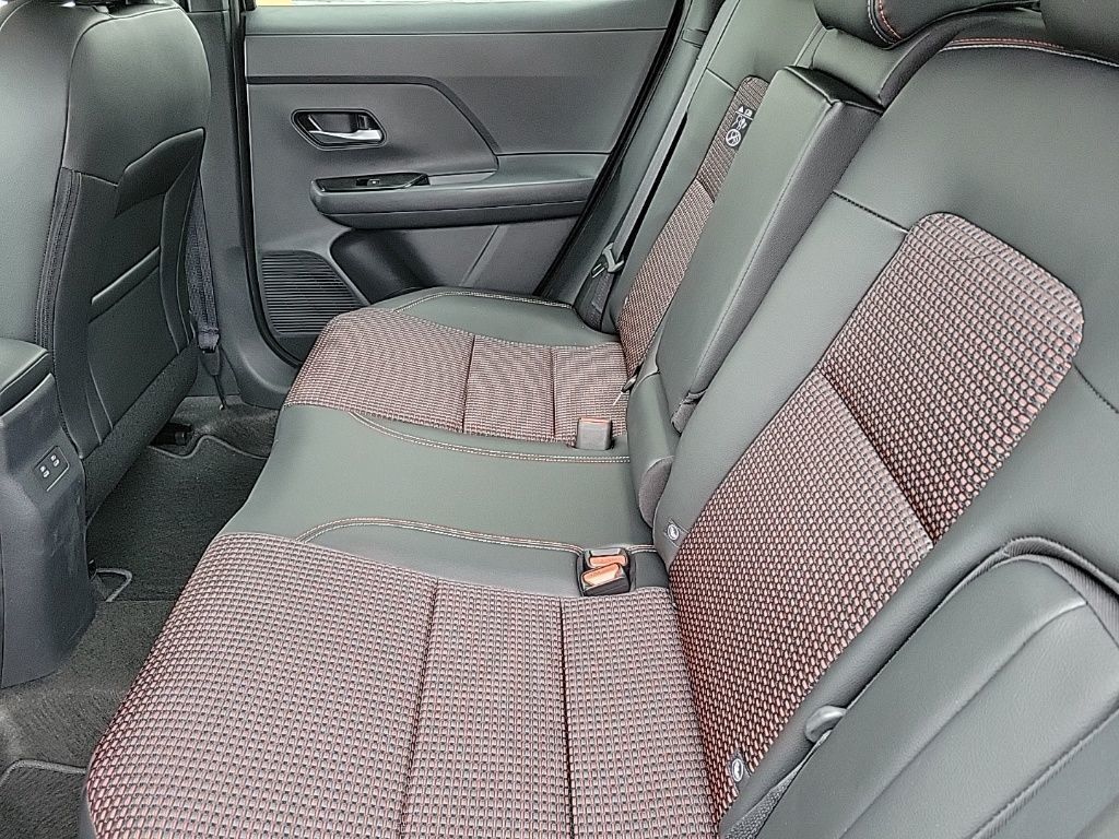 Thumbnail: 2026 Nissan Kicks - 13