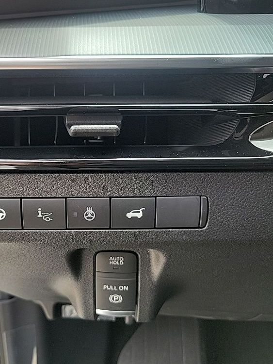 Thumbnail: 2025 Nissan Murano - 25