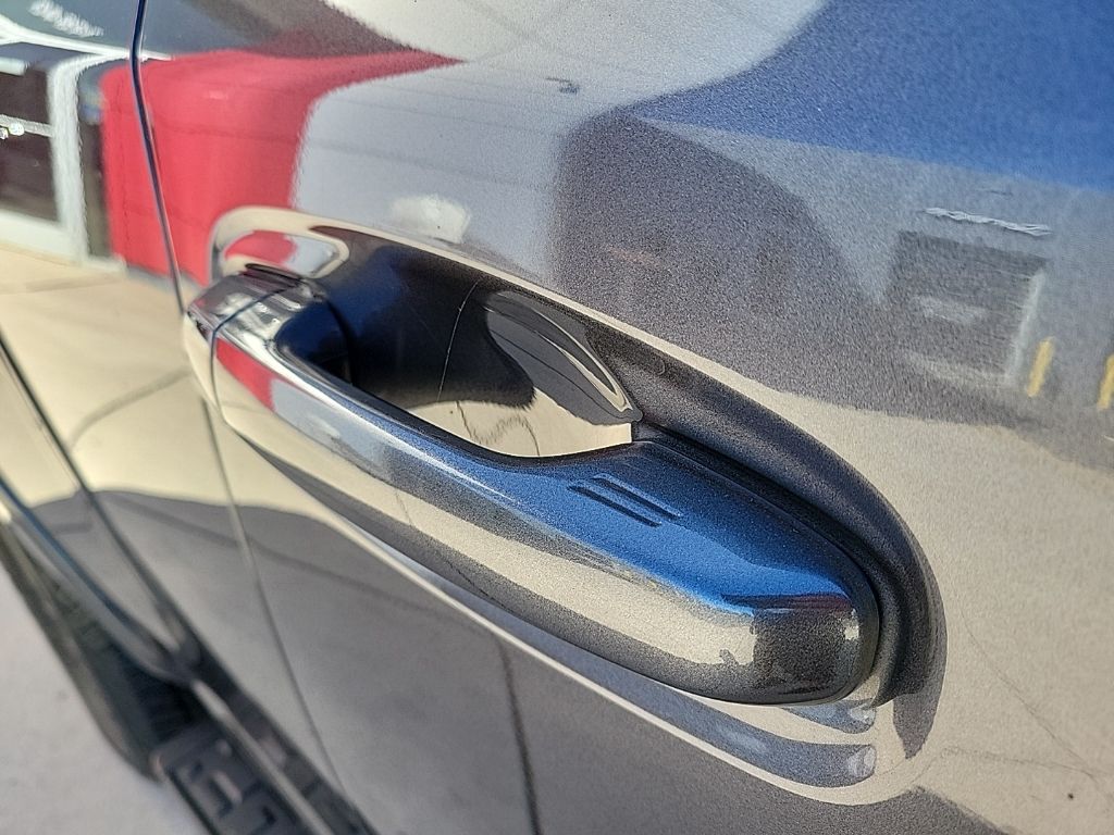 Thumbnail: 2021 Toyota 4Runner - 11