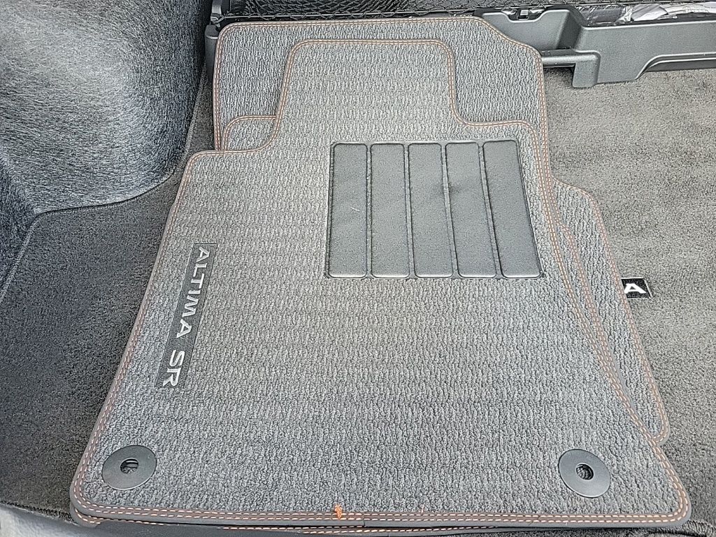 Thumbnail: 2023 Nissan Altima - 16