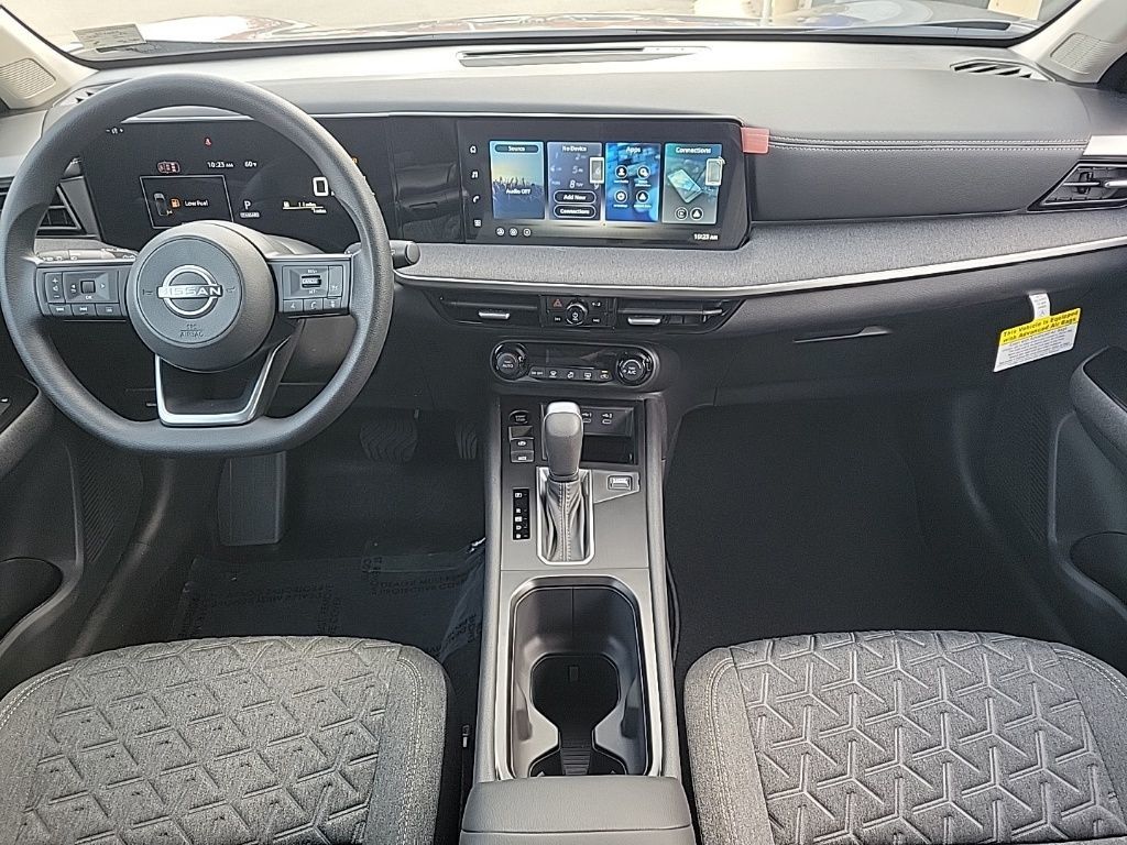 Thumbnail: 2026 Nissan Kicks - 18