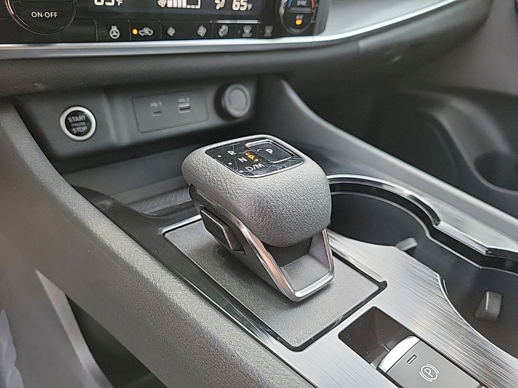 Thumbnail: 2023 Nissan Rogue - 26