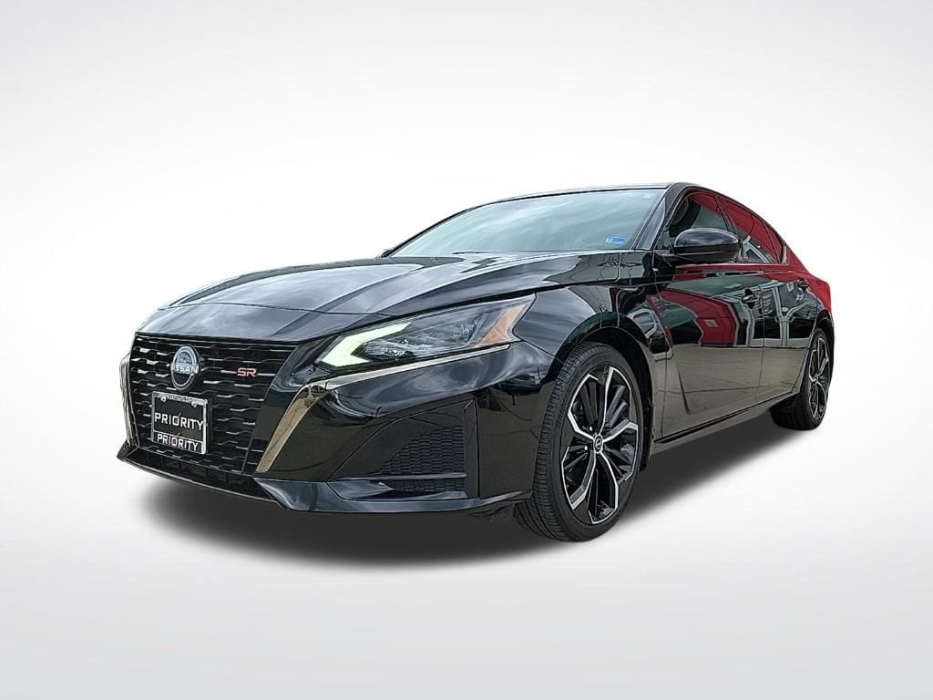 Thumbnail: 2023 Nissan Altima - 1