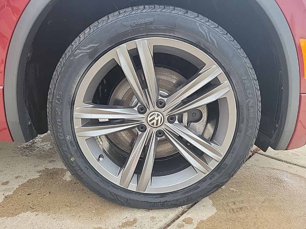 Thumbnail: 2019 Volkswagen Tiguan - 10