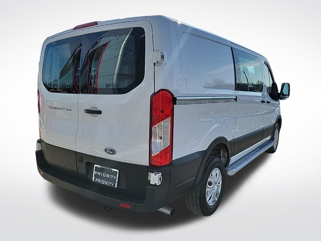 Thumbnail: 2024 Ford Transit Series - 5