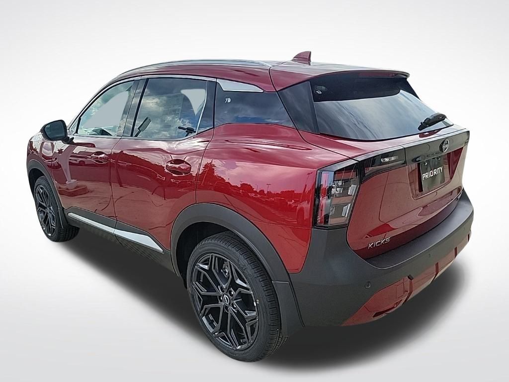 Thumbnail: 2025 Nissan Kicks - 3