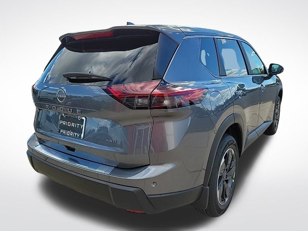 Thumbnail: 2026 Nissan Rogue - 5