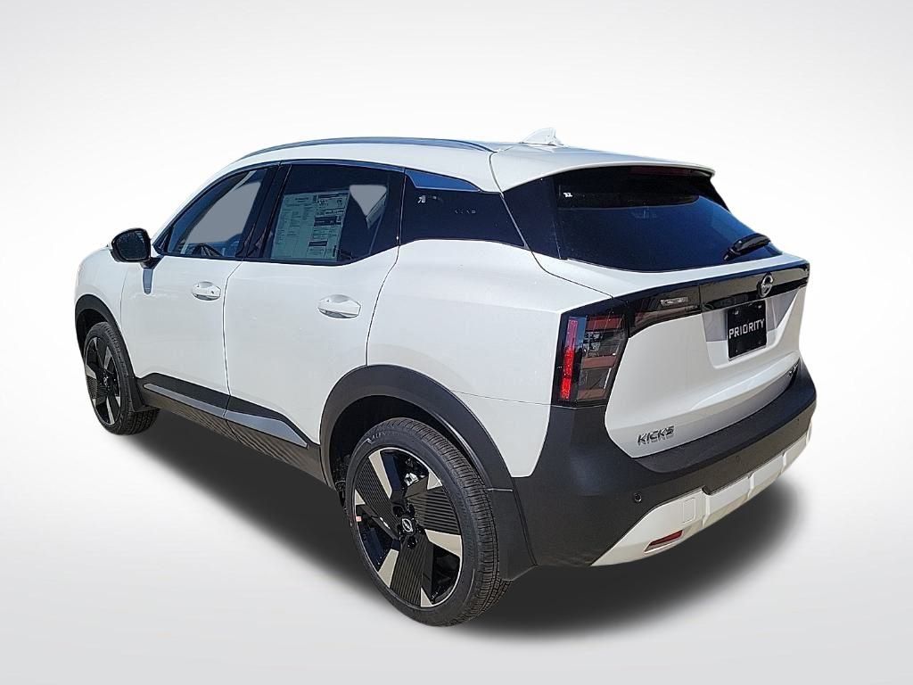 Thumbnail: 2025 Nissan Kicks - 3