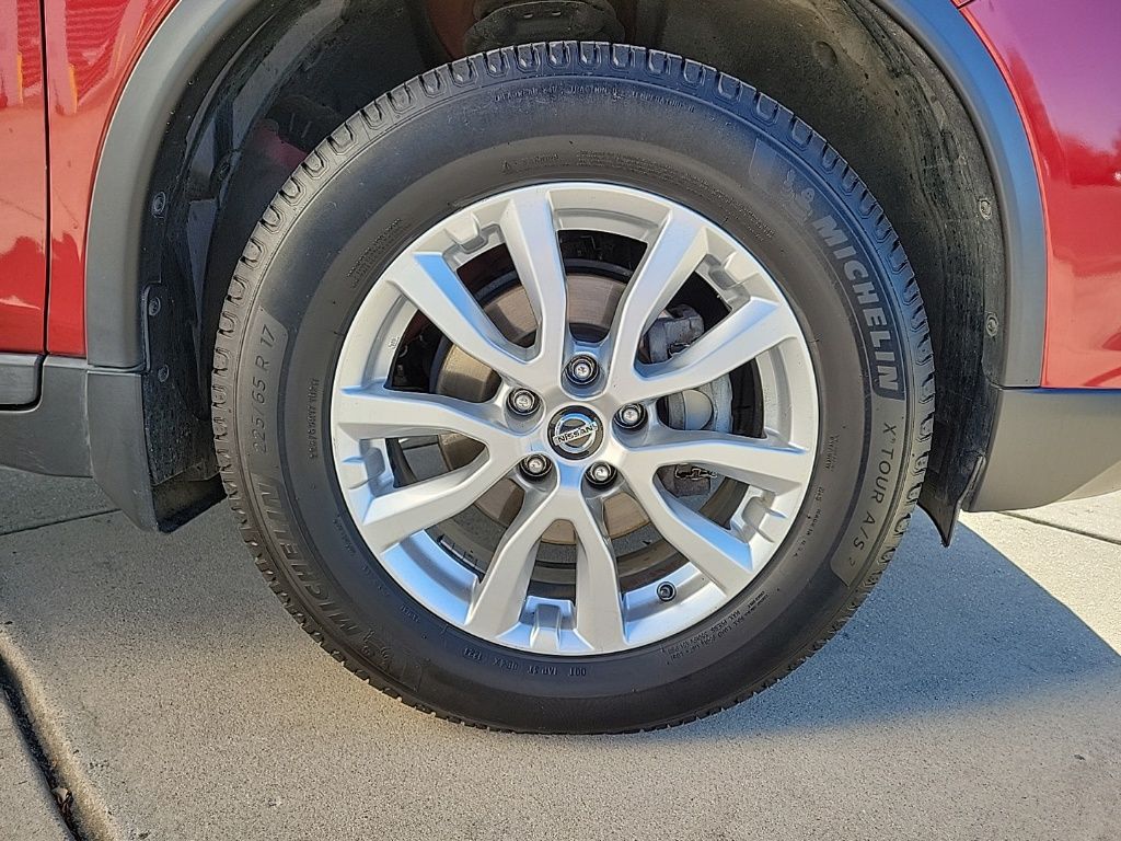 Thumbnail: 2020 Nissan Rogue - 9