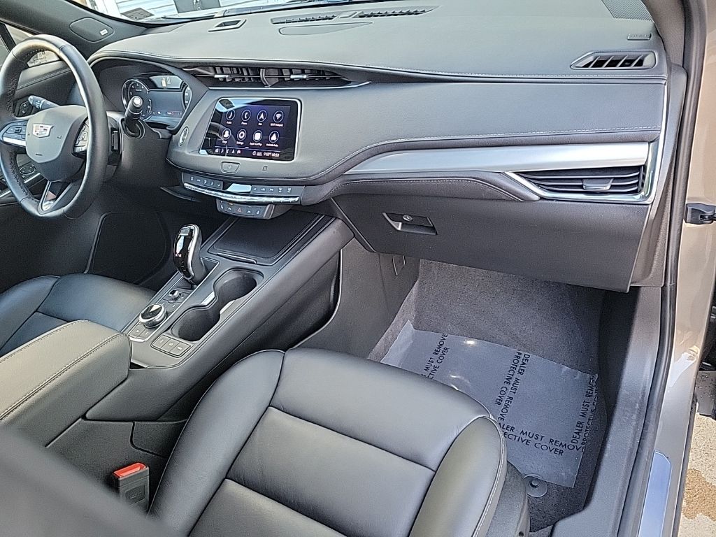 Thumbnail: 2020 Cadillac XT4 - 13