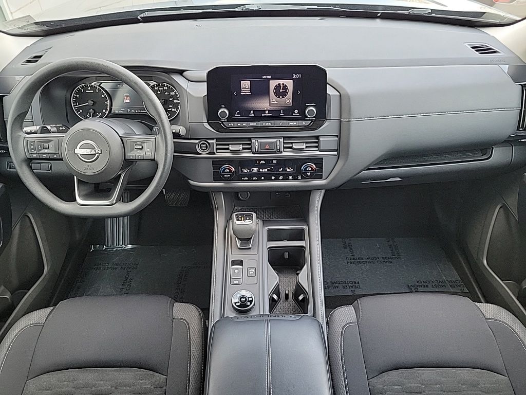 Thumbnail: 2023 Nissan Pathfinder - 21