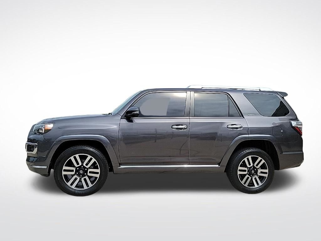 Thumbnail: 2014 Toyota 4Runner - 2