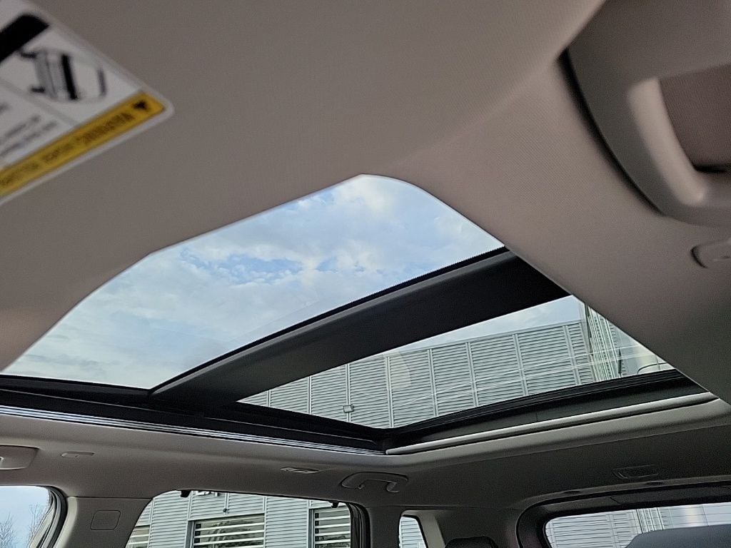 Thumbnail: 2023 Nissan Rogue - 32