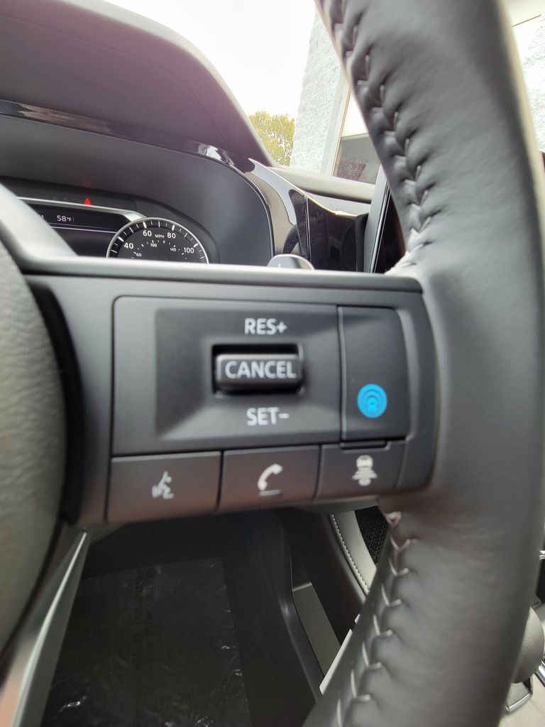 Thumbnail: 2025 Nissan Pathfinder - 31