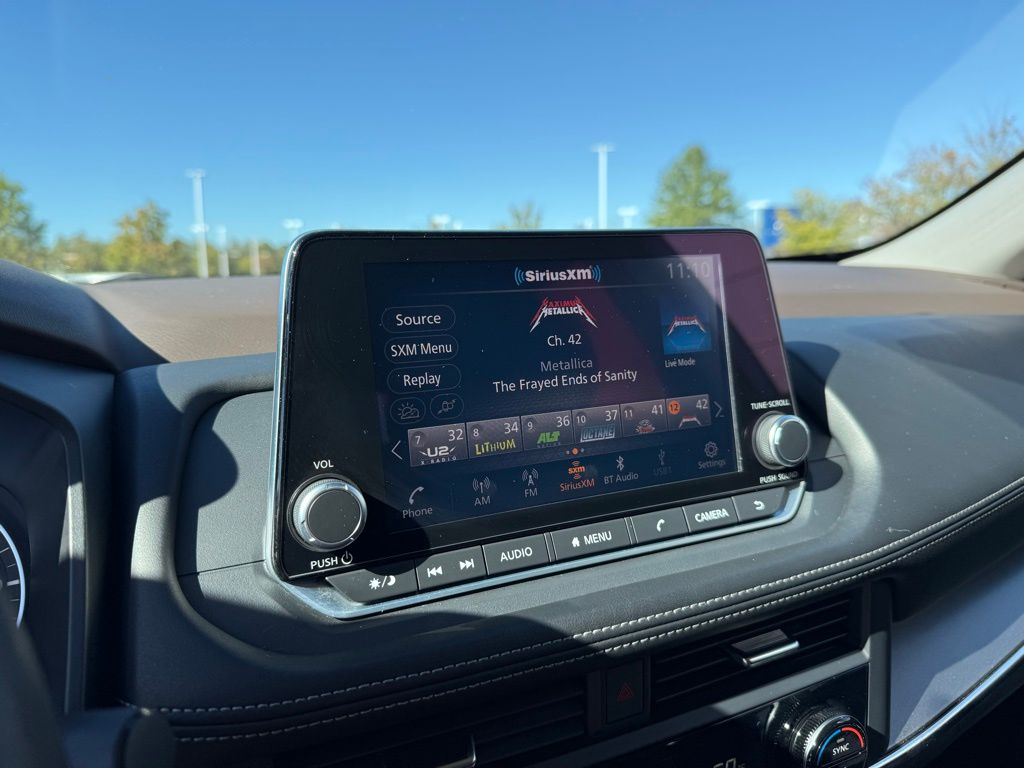 Thumbnail: 2023 Nissan Rogue - 22