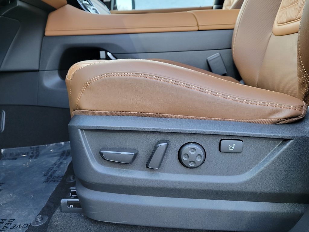 Thumbnail: 2026 Nissan Armada - 15