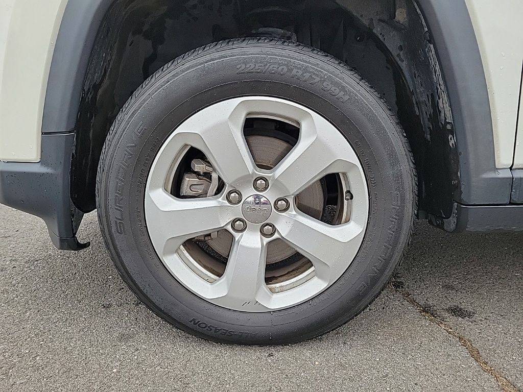 Thumbnail: 2018 Jeep Compass - 9