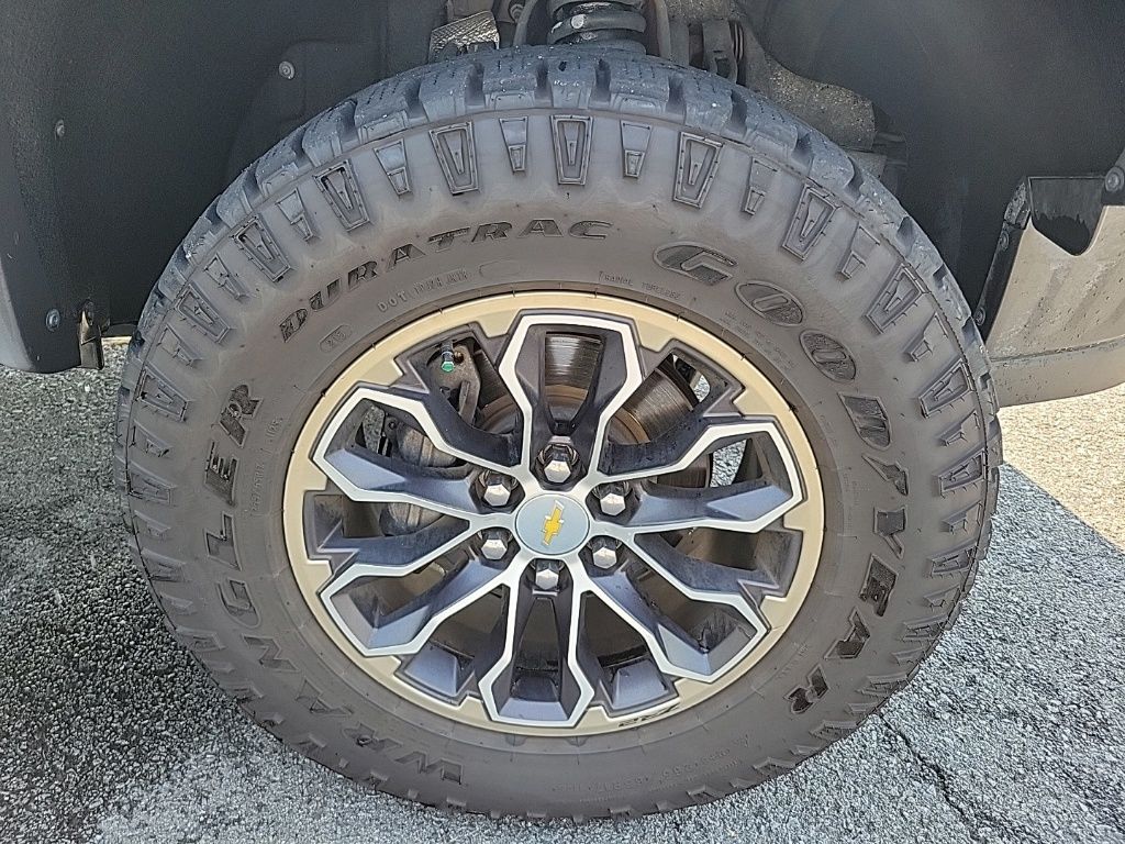 Thumbnail: 2020 Chevrolet Colorado - 9