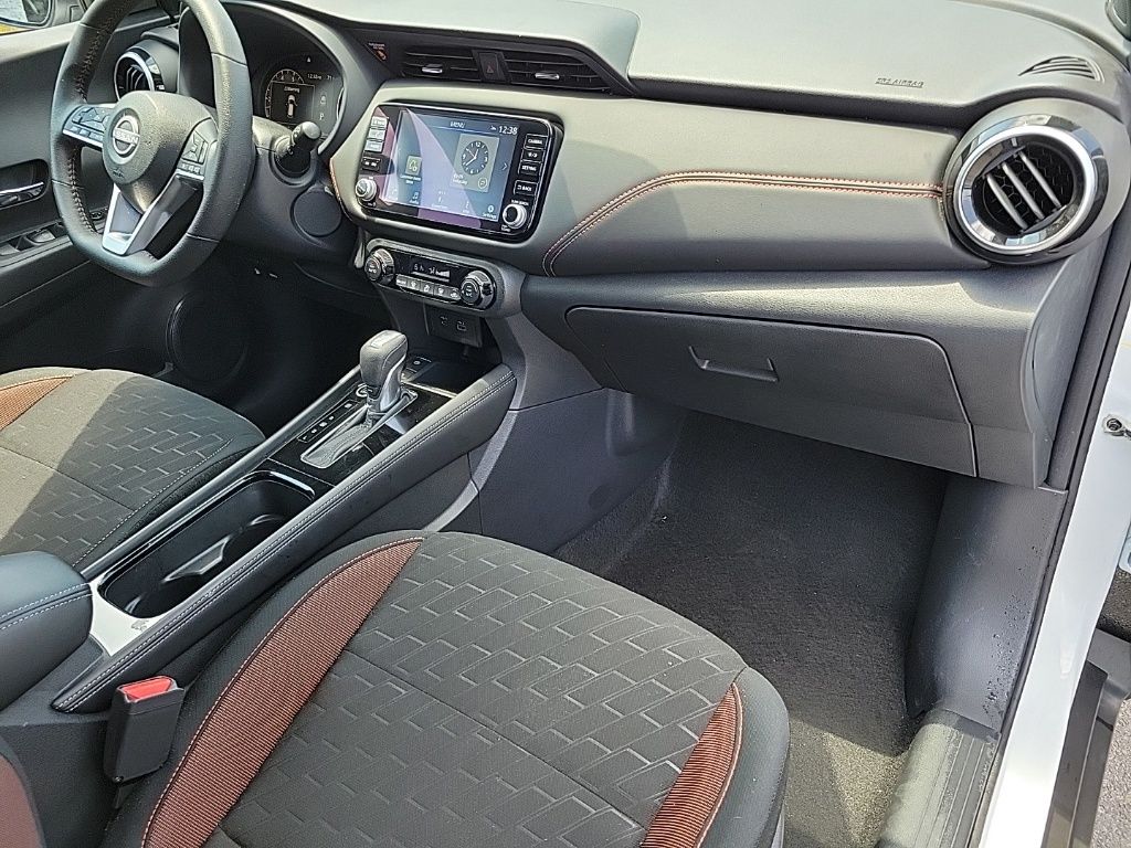 Thumbnail: 2024 Nissan Kicks - 12