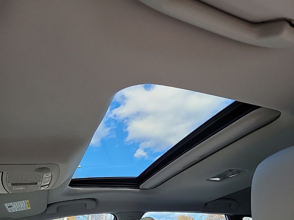 Thumbnail: 2022 Nissan Rogue Sport - 34