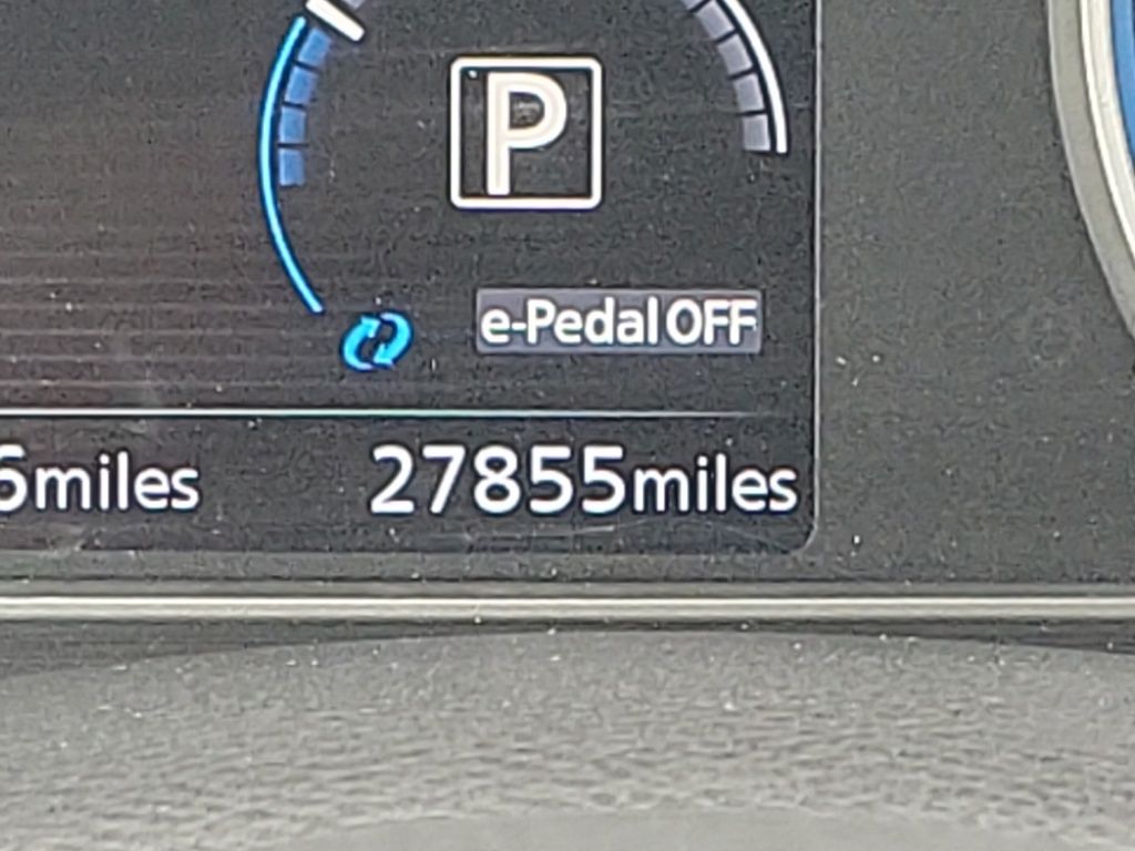 Thumbnail: 2021 Nissan Leaf - 24