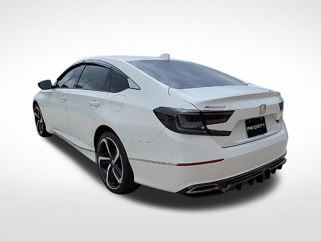 Thumbnail: 2018 Honda Accord - 3