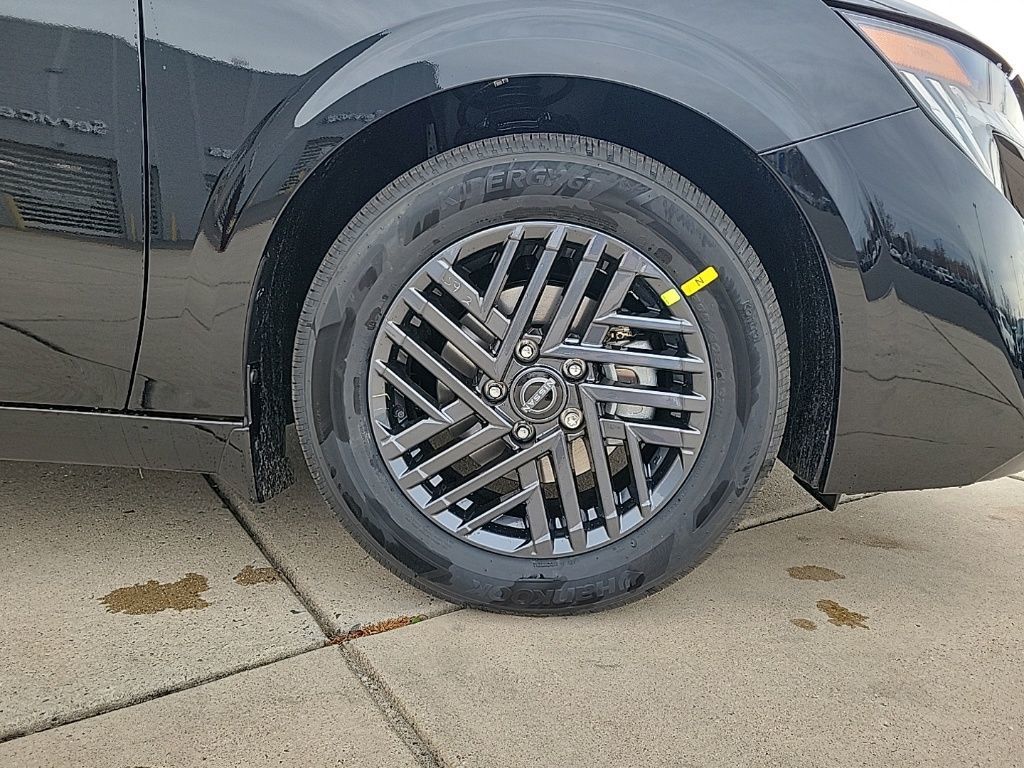 Thumbnail: 2026 Nissan Sentra - 9