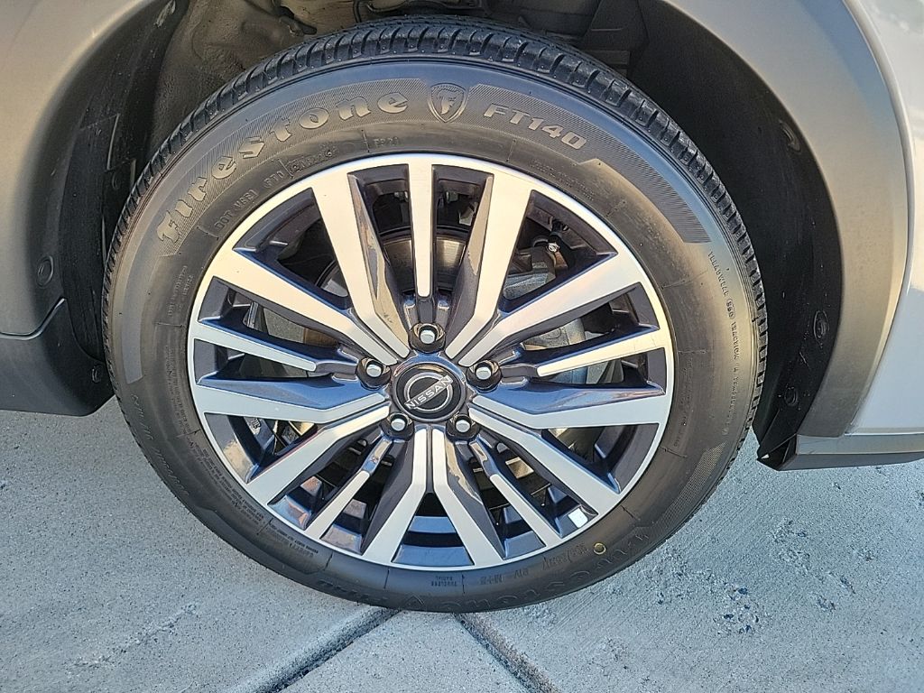 Thumbnail: 2022 Nissan Kicks - 10