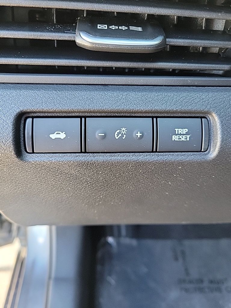 Thumbnail: 2022 Nissan Altima - 19