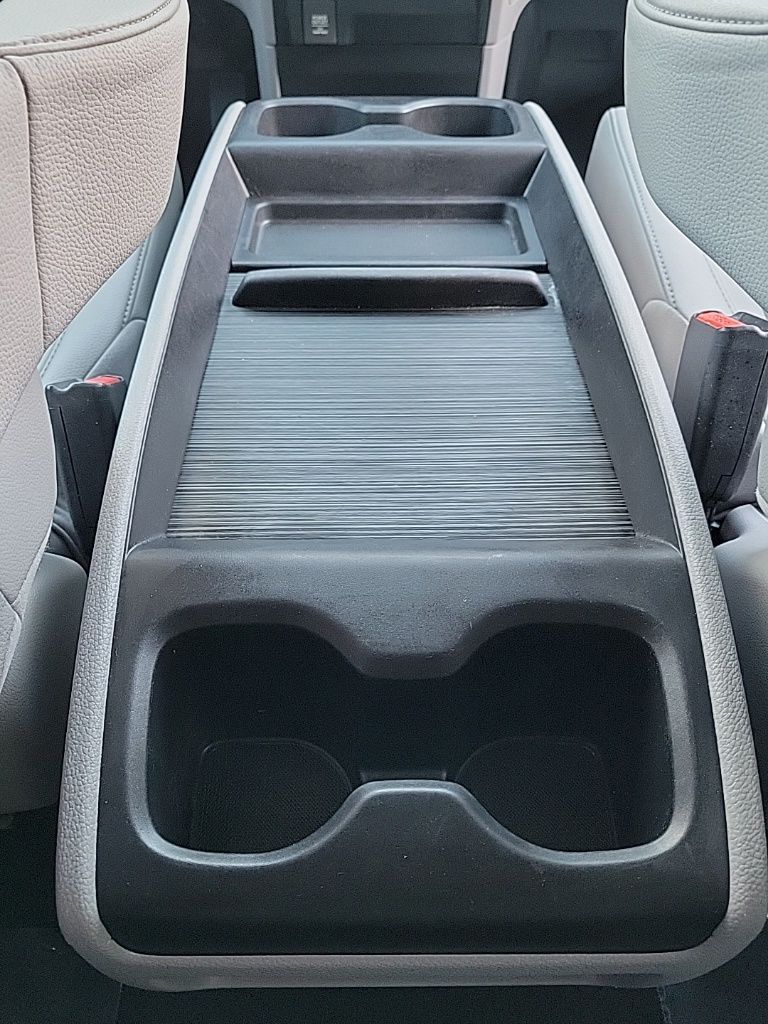Thumbnail: 2019 Honda Odyssey - 23