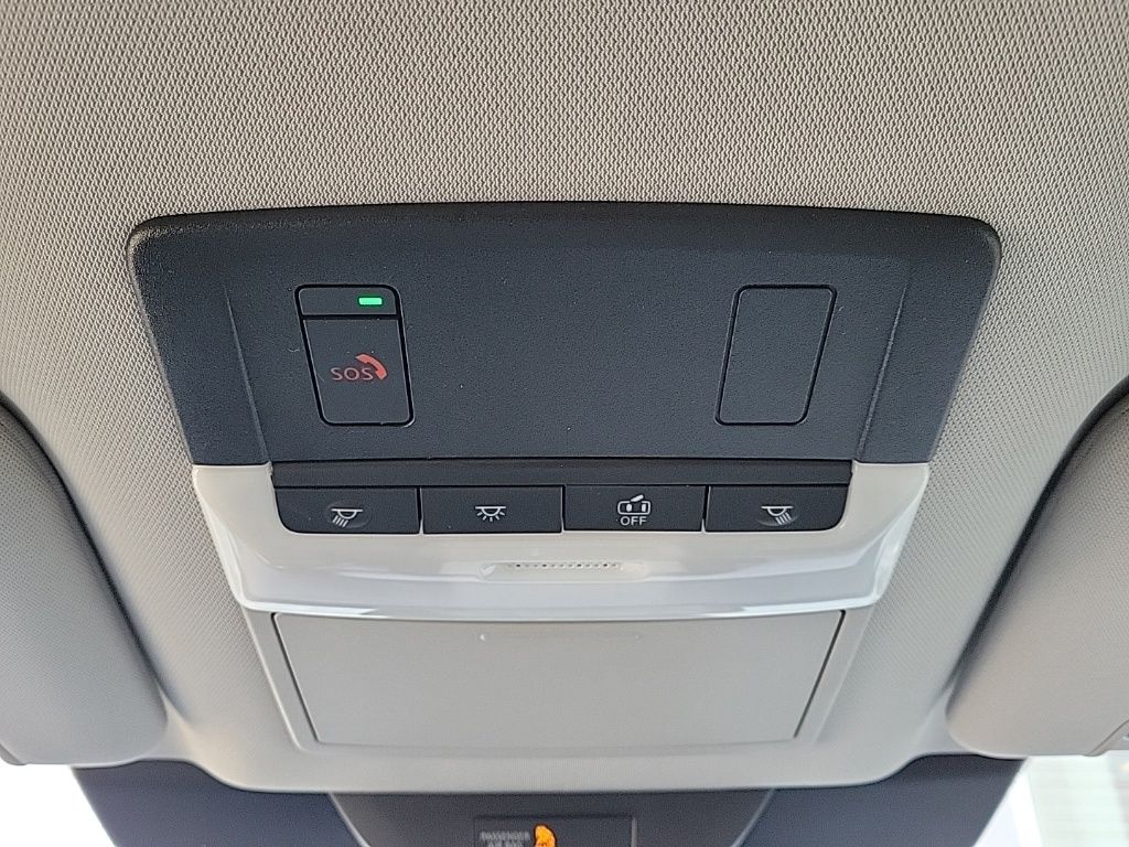 Thumbnail: 2023 Nissan Pathfinder - 37