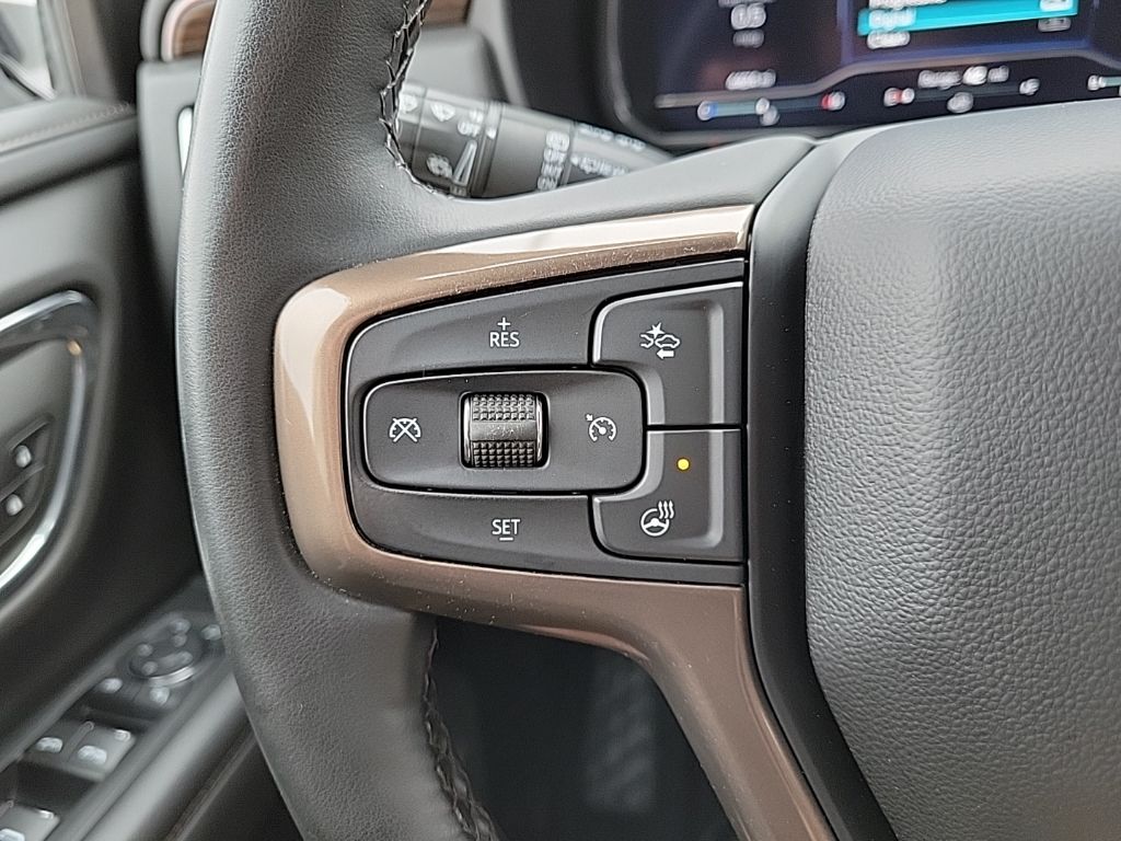 Thumbnail: 2023 Chevrolet Tahoe - 32