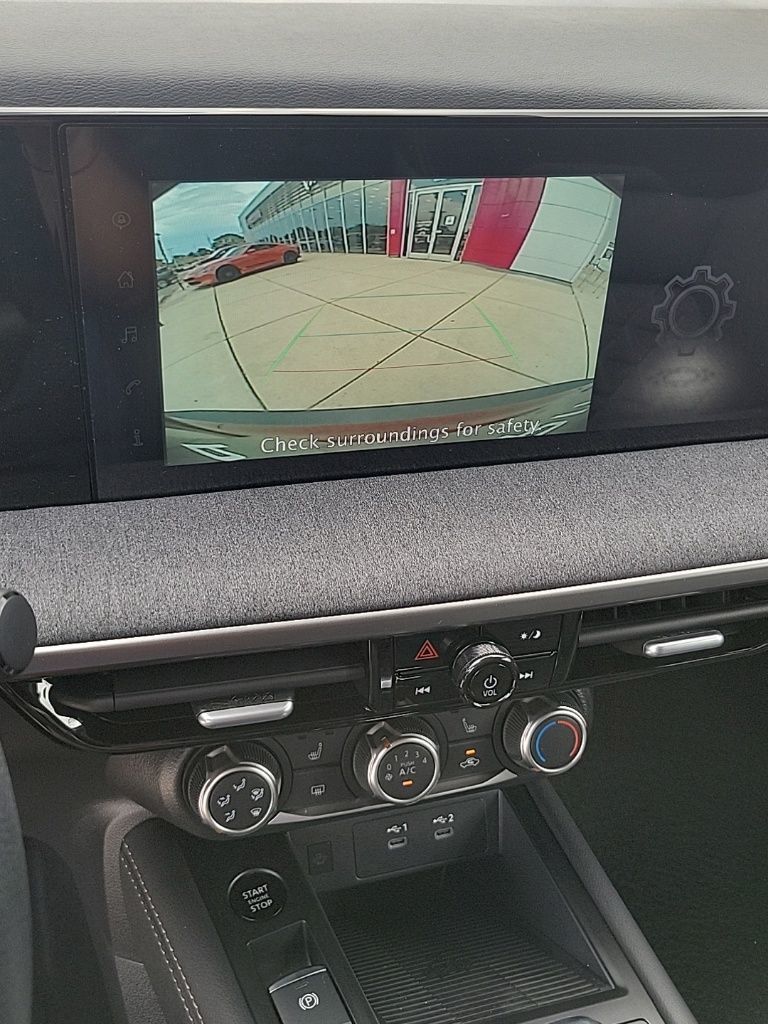 Thumbnail: 2025 Nissan Kicks - 24