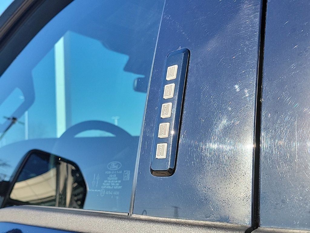 Thumbnail: 2023 Ford F-250 - 12