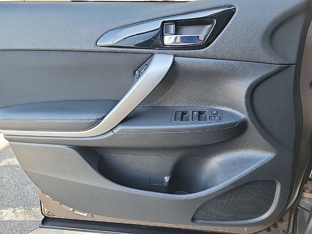 Thumbnail: 2020 Mitsubishi Eclipse Cross - 33