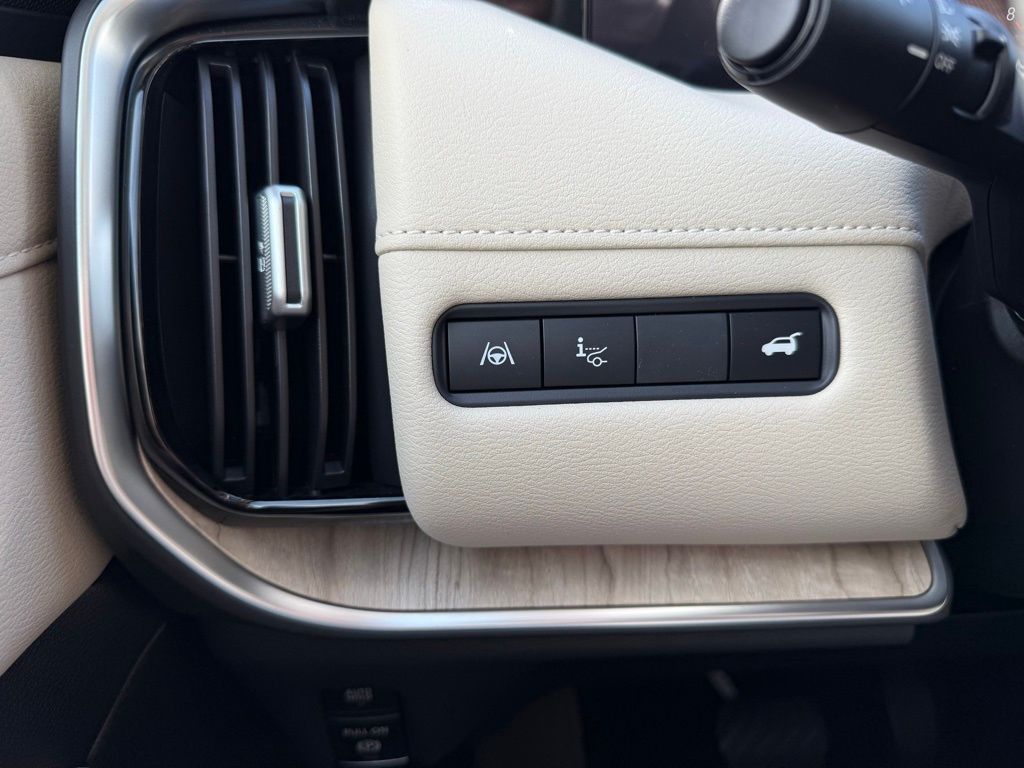 2025 Nissan Armada Platinum Edition 15
