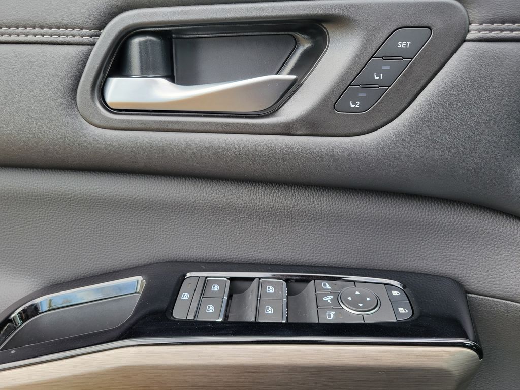 Thumbnail: 2025 Nissan Pathfinder - 23