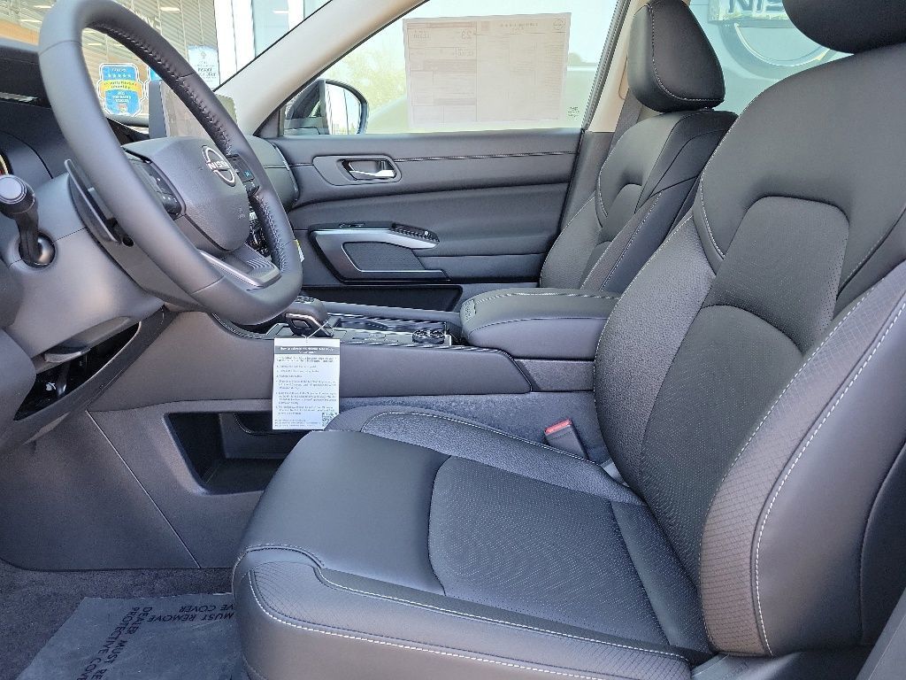 Thumbnail: 2026 Nissan Pathfinder - 11