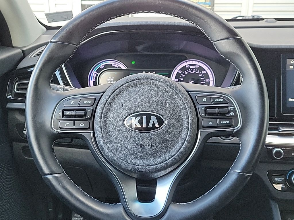 Thumbnail: 2020 Kia Niro - 16