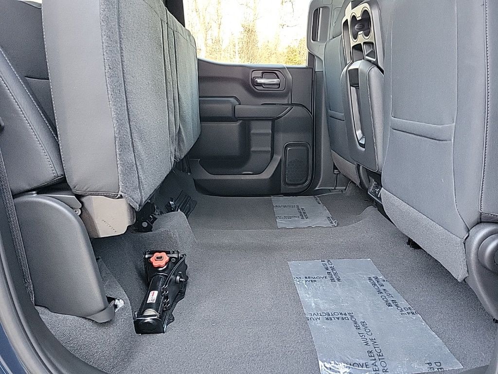 Thumbnail: 2021 Chevrolet Silverado 1500 - 14