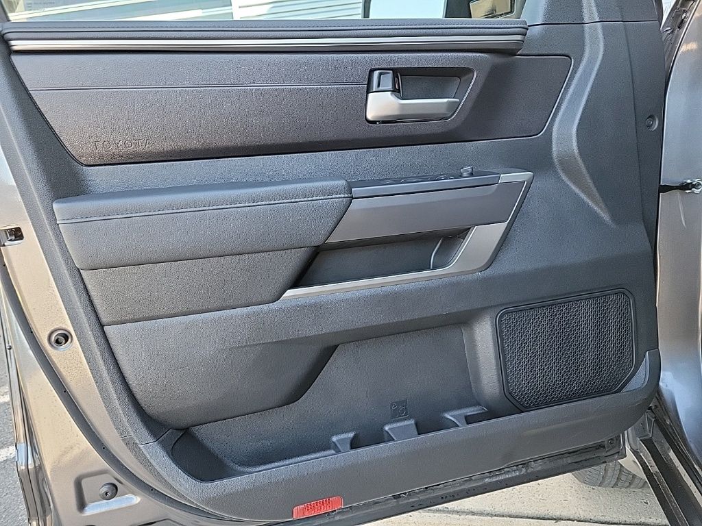 Thumbnail: 2024 Toyota Tundra - 23